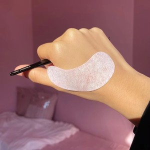 แผ่นแปะต่อขนตาปลอมแบบขายส่ง สีชมพู สีม่วง แผ่นมาส์กใต้ตา คอลลาเจน ไฮโดรเจล แผ่นแปะใต้ตาสีทอง - Product Image 4