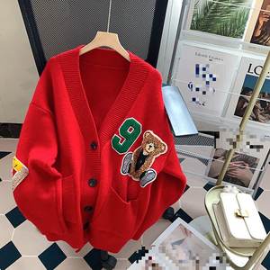2024 Herbst- und Winterkollektion: Heiß Begehrter Hochwertiger V-Ausschnitt Langarm Lockerer Strickcardigan für Damen mit Cartoon Bär und Knopfdesign - Product Image 5