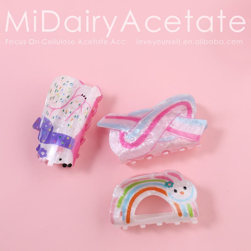 Midairy OEM ODM Vivid and Cute Spliced Polar Bear Wearing Scarf Hair Claw Clips for Girls Kids Hair Accessories 86x40mm 4083