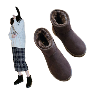 Bottes d'hiver pour femmes 2025, bottes de neige à enfiler, bout ouvert, épaisses, chaudes, plates, bottes de cheville, semelle en caoutchouc, mode, surdimensionnées, courtes - Product Image 1