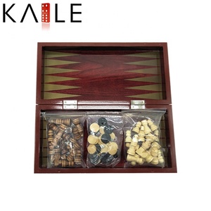 Set di <span class=keywords><strong>dama</strong></span> di scacchi in legno 3 in 1 di alta qualità <span class=keywords><strong>con</strong></span> scacchiera pieghevole fabbrica di <span class=keywords><strong>giochi</strong></span> di scacchi per <span class=keywords><strong>giochi</strong></span> da tavolo - Product Image 3