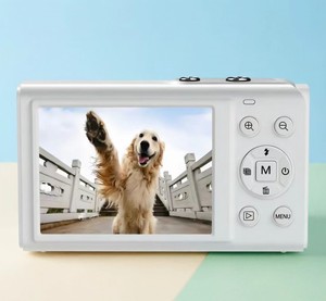 Caméra 4K 75 MP avec zoom optique 3x, 8 modes de prise de vue, 19 filtres, fonction webcam pour la diffusion en direct - Product Image 1