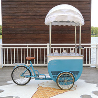 Chariot à glaces italien sur roues, tricycle, camion de vente ambulante, vélo alimentaire