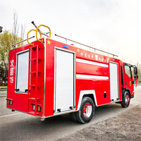 Camion de pompiers diesel à 6 roues, transmission 4x2, avec pompe à mousse pour la lutte contre les incendies d'urgence en zone urbaine et industrielle
