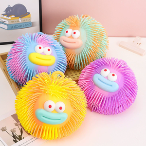 ของเล่นบีบคลายเครียดรูปไส้กรอกสองสี ตุ๊กตาหิมะตาโปนน่ารักแบบน่าเกลียด - Product Image 1