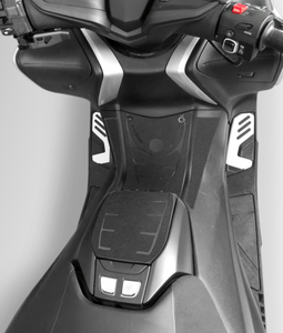 Accessoires de moto XXUN, autocollant antidérapant pour réservoir, autocollant latéral pour réservoir d'essence, poignée de genou pour Yamaha <span class=keywords><strong>TMAX</strong></span> <span class=keywords><strong>560</strong></span> 2020 <span class=keywords><strong>2021</strong></span> 2022 - Product Image 2