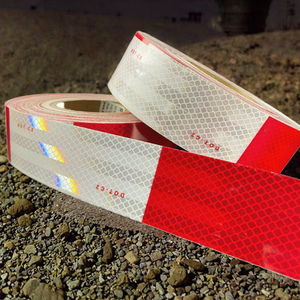 Matériau réfléchissant auto-adhésif C2 Dot Ruban adhésif rouge-blanc pour véhicule Remorque Camion - Product Image 3