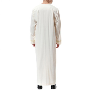 Abbigliamento Musulmano da Uomo OEM ODM, Caftano in Lino e Cotone Resistente, Vestito Lungo Etnico di Dubai - Product Image 4