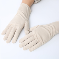 Vente en gros Gants de bijoux personnalisés en microfibre noire pour le nettoyage des verres au doigt confortables anti-salissure