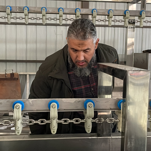 Eruis Usine de préparation de <span class=keywords><strong>poulet</strong></span> Gésiers Ligne de traitement Mobile Conteneur Abattoir Cueillette automatique Machine à <span class=keywords><strong>poulet</strong></span> - Product Image 4