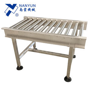 Système d'alimentation à lames flexibles pour cartons alimentaires, convoyeur à rouleaux à rouleaux tournants pour ligne de production de remplissage, de bouchage, d'étiquetage et d'impression de bouteilles - Product Image 1