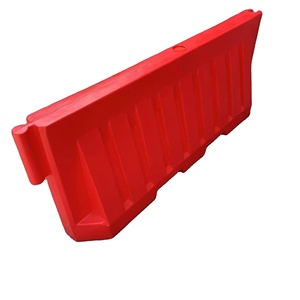 Barrières en plastique de conception durable de prix d'usine chinois circulent cheval d'eau en plastique de 2 mètres pour la sécurité routière - Product Image 1