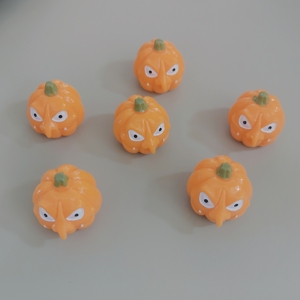 Abalorios de resina planos de 25 mm con diseño de calabaza de Halloween para accesorios de joyería para el cabello DIY, cabujones planos y decoración para fundas de teléfono - Product Image 5