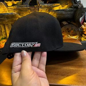 Cappellino da Baseball ricamato a tesa piatta Unisex 2023 con Logo personalizzato stampato da uomo cappuccio in pile sportivo anni cinquanta bianco per strada all'aperto - Product Image 4