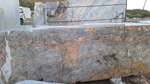 Bloque de Cuarcita Rosa L 334 W 110 H 149, Losa de Piedra Natural con Superficie Pulida, Diseño Moderno y Duradero para Aplicaciones en Pisos y Encimeras - Product Image 6