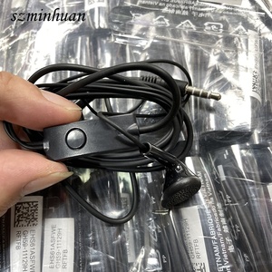 Écouteurs filaires intra-auriculaires 3,5 mm originaux <span class=keywords><strong>5830</strong></span> mains libres 110 cm avec micro pour <span class=keywords><strong>Samsung</strong></span> - Product Image 2