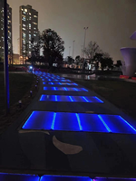 Tuiles solaires photovoltaïques TOPCON monocristallines, brillantes la nuit, générant de l'électricité, imperméables, antidérapantes, zéro carbone