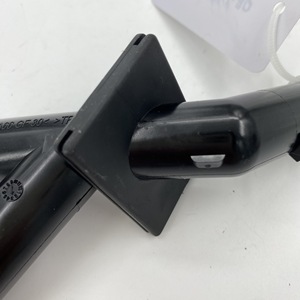 ข้อต่อท่อน้ำแบบสามทาง 1669971659 SG084 สำหรับ Mercedes-Benz ML350 GL350 พลาสติก ความยาวมาตรฐาน - Product Image 4
