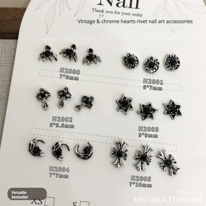 Joyería para Uñas Croheart Oscura en Oferta, Decoración de Uñas con Cruz, Estrella y Luna, Estilo Retro - Product Image 2