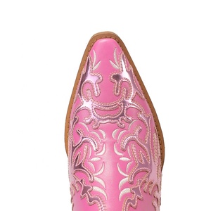 <span class=keywords><strong>Bottes</strong></span> Western Brodé pour Femme, Style Cowgirl, Bout Pointu, Mi-Mollet, Fil Métallique, Confort Hiver, Personnalisable OEM/ODM, Talon 7cm - Product Image 5