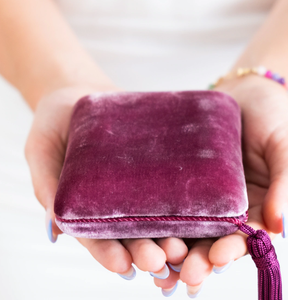 Hộp trang sức cổ điển Weimei bán chạy, hộp nhung sang trọng, tua rua, đựng khuyên tai, vòng cổ, hộp trang sức tua rua nhung cao cấp - Product Image 2