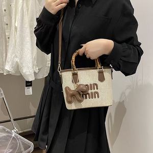 Xách tay Phong cách nước ngoài phong cách Ins vai chéo Túi tre giỏ xô Tote với logo du lịch túi xách - Product Image 6