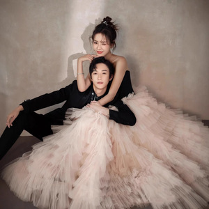 High End <b>Light</b> Wedding Dress Sweetheart Neckline Ball Gown Tulle <b>Netting</b> Vintage Style Studio Photo Shoot Travel Photography - Product Image 4