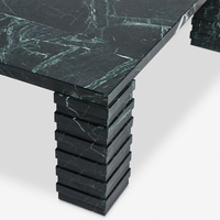 Table basse carrée sculpturale en marbre Dream Home, pieds empilés, pierre naturelle veinée verte, pour salon d'hôtel