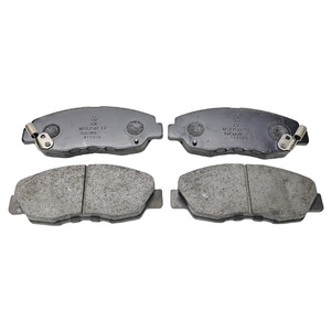 ผ้าเบรก Akebono รุ่น 45022-TR3-A02 สำหรับ Honda Civic ด้านหน้า แบบกึ่งโลหะ ผลิตในประเทศญี่ปุ่น - Product Image 2