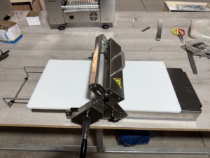 Mini pastelería portátil pequeña mesa superior mano Manual Pizza masa Sheeter rodillo refugio prensa aplanador <span class=keywords><strong>Shetter</strong></span> máquina laminadora - Product Image 3