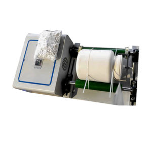 Broyeur à billes de laboratoire 15L économique 110V/220V 0.37kW pour broyage fin dans le traitement chimique et alimentaire avec bol en nylon - Product Image 1