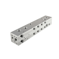 Collecteur de refroidissement liquide en acier inoxydable usiné CNC haute performance pour accélérateurs IA, serveurs GPU et centres de données IA