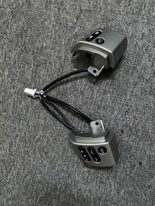 Toyota FJ <span class=keywords><strong>Cruiser</strong></span> điều khiển âm thanh chỉ đạo Wheel Thiết kế thể thao mô hình phong cách cho Land <span class=keywords><strong>Cruiser</strong></span> - Product Image 2