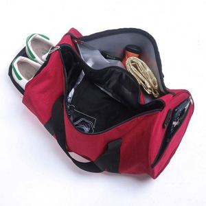 Sac de sport Oxford personnalisé avec fermeture éclair, compartiment humide et rangement pour chaussures - Sac de sport personnalisé pour hommes et femmes - Product Image 4