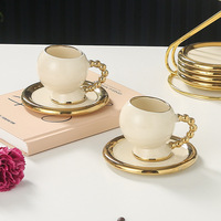 Ensemble tasse et assiette à café de style européen, luxe léger et tendance, tasse créative élégante et raffinée, ensemble de tasses à thé et à café pour la maison