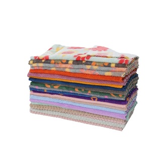 Toallas cuadradas de lana coralina de 30x30 cm con estampado floral, absorbentes, para limpieza de cocina, para adultos y niños. - Product Image 1