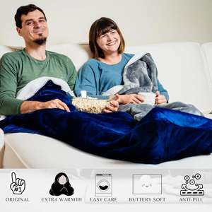 ผ้าห่มนุ่ม อุ่น สบาย พกพาสะดวก ผลิตจากผ้าฟลีซเชอร์ปา 100% โพลีเอสเตอร์ น้ำหนักเบา พร้อมช่องใส่เท้า ใช้คลุมตัว หรือคลุมเท้า ขณะดูทีวี - Product Image 6