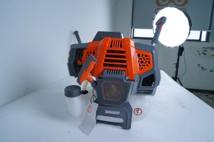 Benzin çim biçme makinesi 2 zamanlı endüstriyel sınıf çok fonksiyonlu küçük bahçe ot ayıklama makinesi çim kesici yan monte - Product Image 2