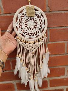 Atrapasueños de ojo malvado de ganchillo de Color blanco con macramé pluma hecha a mano mal de ojo adorno colgante de pared decoración del hogar al por mayor - Product Image 2