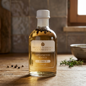 Timut 250ml Infusion Black Dressing, vinaigre aromatisé prêt à l'emploi, Emilia-Romagna, Italie, Modena, 12 bouteilles par boîte - Product Image 3