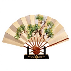 Abanico Plegable de Madera Hecho a Mano con Diseño Moderno de Pino Natural para Decoración del Hogar - Product Image 1
