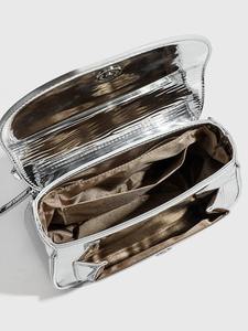 Mochila de cuero encerado plateado para mujer, bolso escolar de cadena a la moda, mochila de viaje con diseño único y estilo nicho - Product Image 5