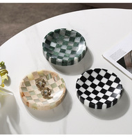 Plateau de service multifonctionnel en marbre rond, style rétro élégant, motif mosaïque damier, pour organiser les bijoux, décoration de la maison, table de chevet