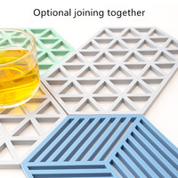 Ensemble de tapis multi-usages en silicone de qualité alimentaire, résistant à la chaleur et écologique - Formes géométriques florales pour sous-verres, dessous de plat et tampons d'égouttage personnalisables