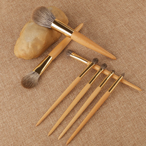 Light Beech Wood Animal Hair 7-Piece Makeup Brush Set <b>Blush</b> Foundation Eyeshadow Brushes Natural Hair Wooden Handle - Product Image 2