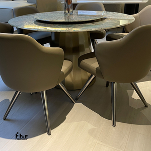 Ensemble de table à manger rectangulaire moderne avec plateau en marbre, chaises en cuir PU beige, pieds en métal noir pour restaurant, hôtel - Product Image 5
