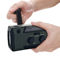 Radio solaire à manivelle haute capacité 2000 mAh avec chargement USB-C, radio AM/FM et alerte météo NOAA pour équipement de survie en extérieur