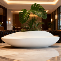 Nouvelle Arrivée Banc Jardinier Personnalisé en GRC avec Pot de Plante Intégré pour Hôtels et Aéroports