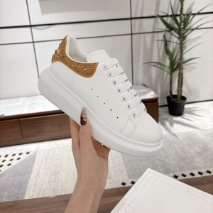Chaussures de sport décontractées identiques pour hommes et femmes, style designer, en cuir véritable, à semelle plate, baskets blanches - Product Image 3