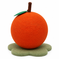 YAOYUE Boule à gratter pour chat en sisal orange, jouet à gratter en corde de sisal ronde avec base en peluche verte en forme de feuille, grandes et petites tailles